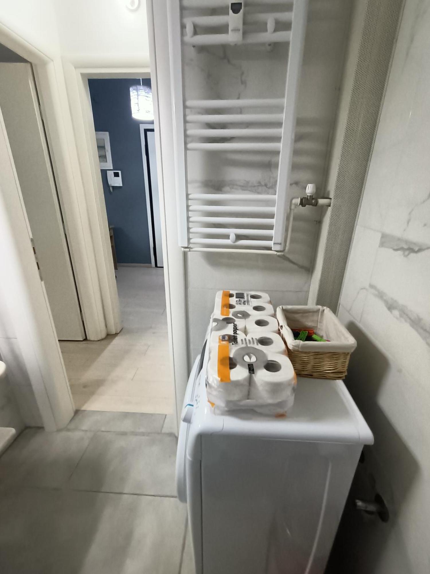 Couple'S Escape Apartment Atena Exterior foto