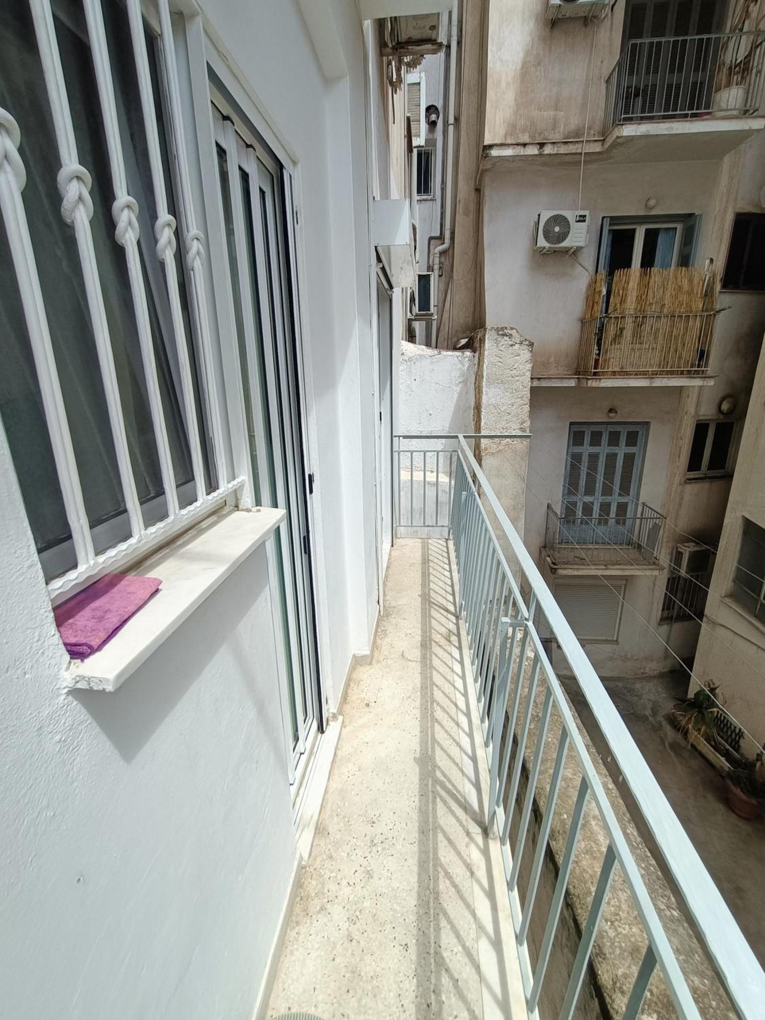 Couple'S Escape Apartment Atena Exterior foto